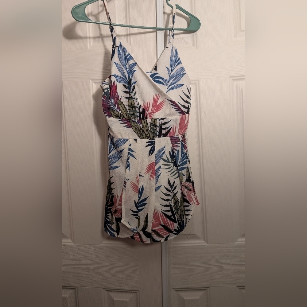 Floral Print Women's Romper - Picture 2 of 6